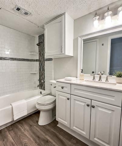 Photo - 3022 Forest Ln Unit 316