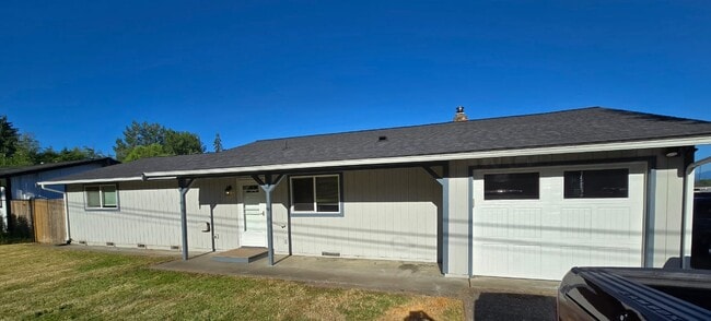 Photo - 2954 Hoover Ave SE