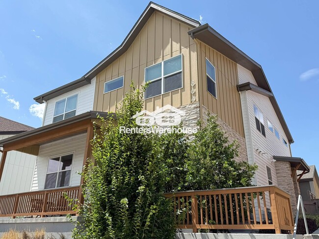 Building Photo - 864 Cimarron Dr Rental