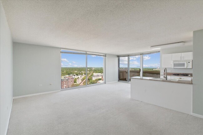 Photo - 1720 Maple Ave Unit 2240