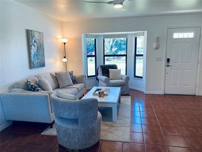 Photo - 7234 Maguire Ln