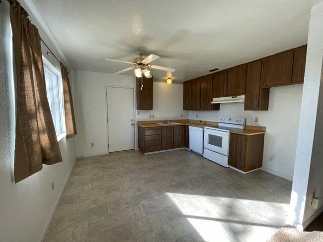 Photo - Elk Grove 3 Bed 2 Bath Close to Schools