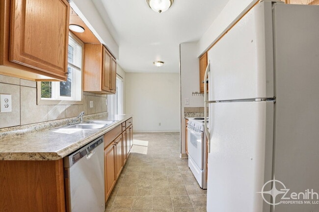 Photo - 166 Virginia St Unit B