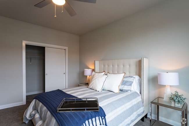 1BR, 1BA - G