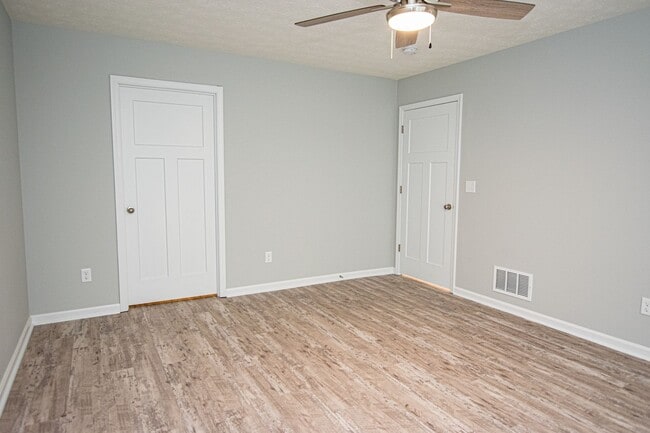 Photo - 506 Eagle Pointe Dr