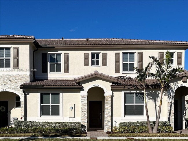 Building Photo - 2627 SE 28th Dr