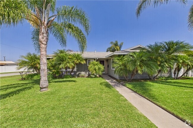 Building Photo - 8412 San Marino Dr Rental