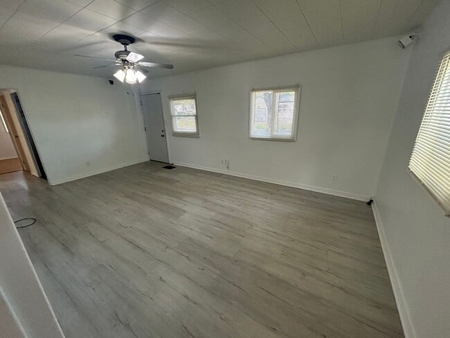 Photo - 421 N 35th St