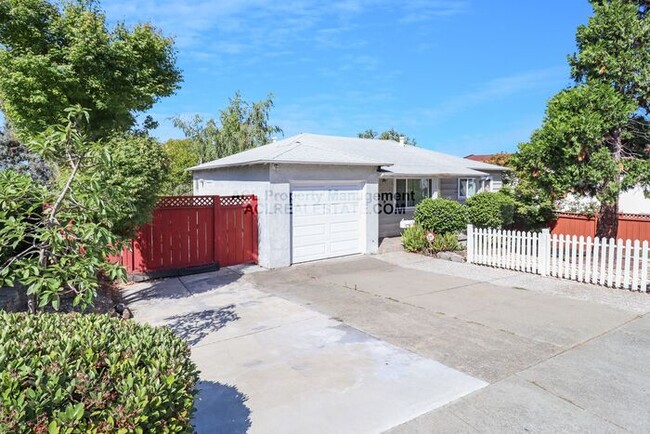 Beautiful, Perfectly located Hayward Home ... - Beautiful, Perfectly located Hayward Home ...