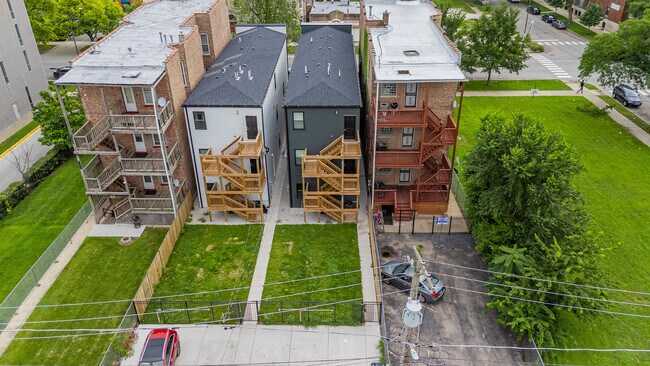 Photo - 5534 S Michigan Ave