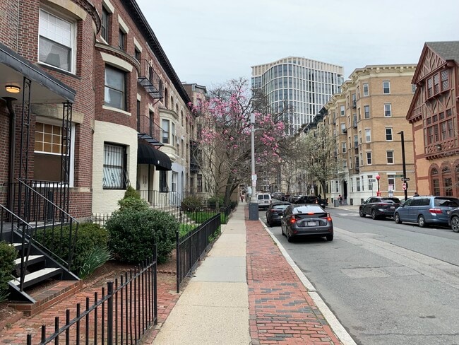 Photo - 45 Hemenway St Unit 2