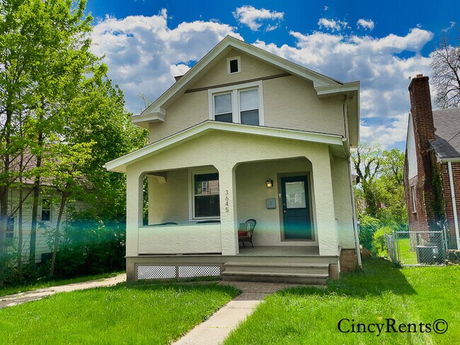 Photo - 3645 Zinsle Ave