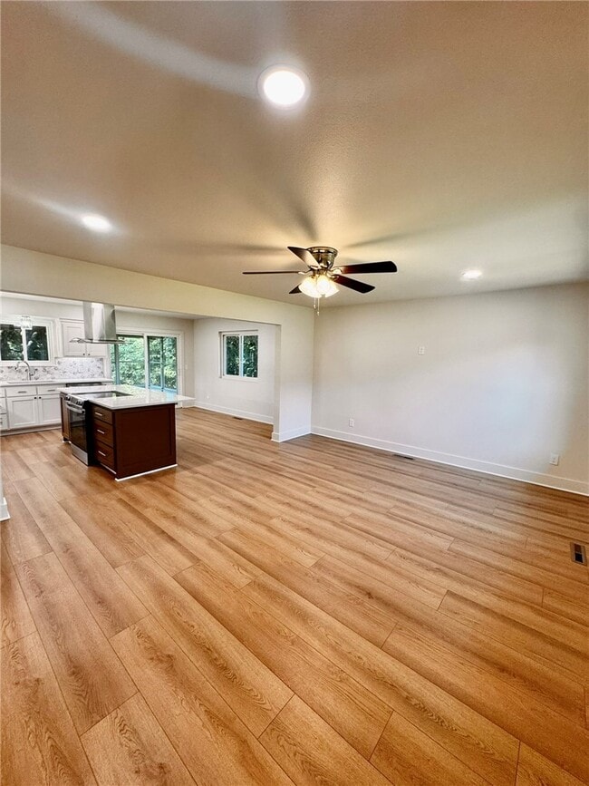 Photo - 14911 Dutchmans Dr