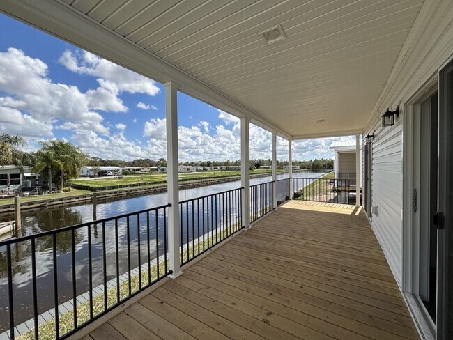 5714 Blue Harbor Dr