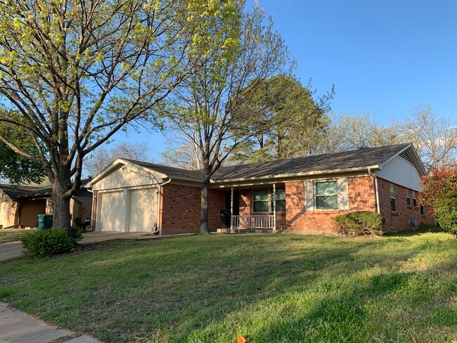 Photo - 2405 N Ricketts St