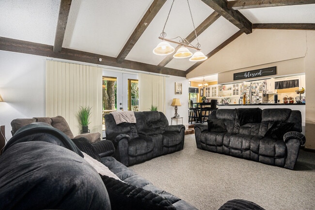 Photo - 1200 E Franklin St