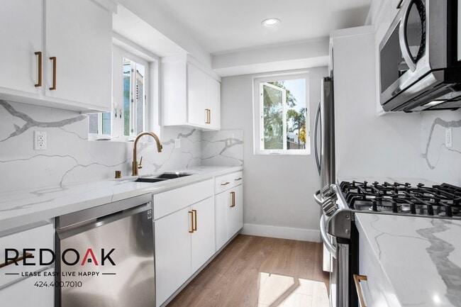 Photo - 4442 Slauson Ave