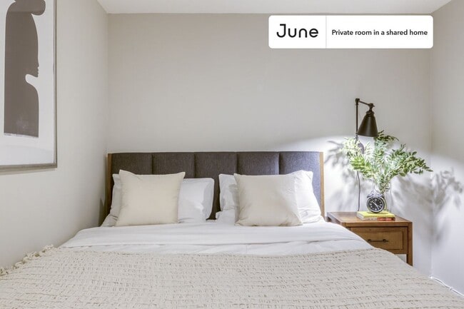 Photo - Room in Shared 5 bed/2.5 bath home Unit A