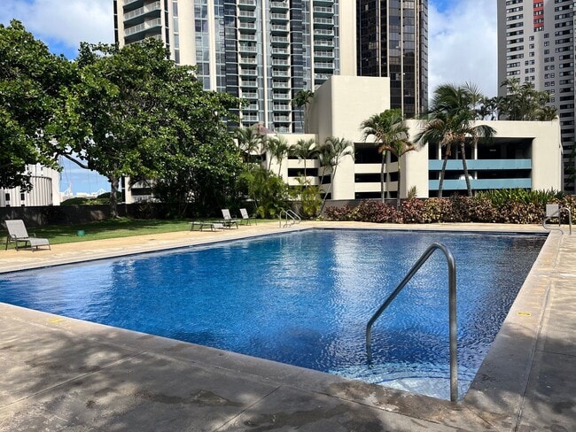 Photo - 1255 Nuuanu Ave