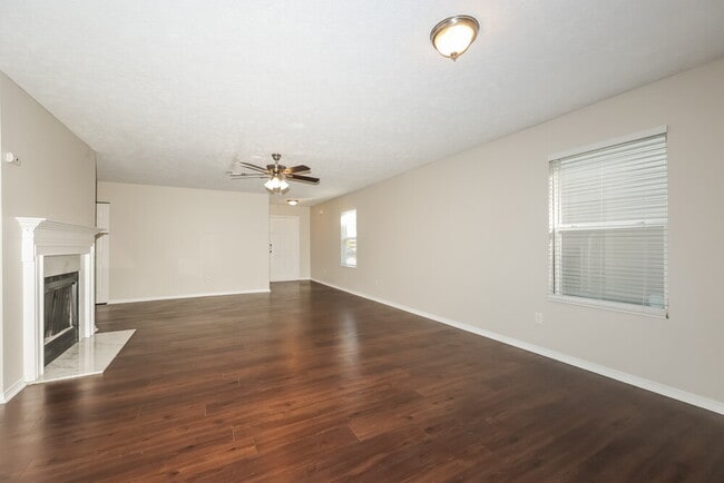 Photo - 5240 Sunsail Dr