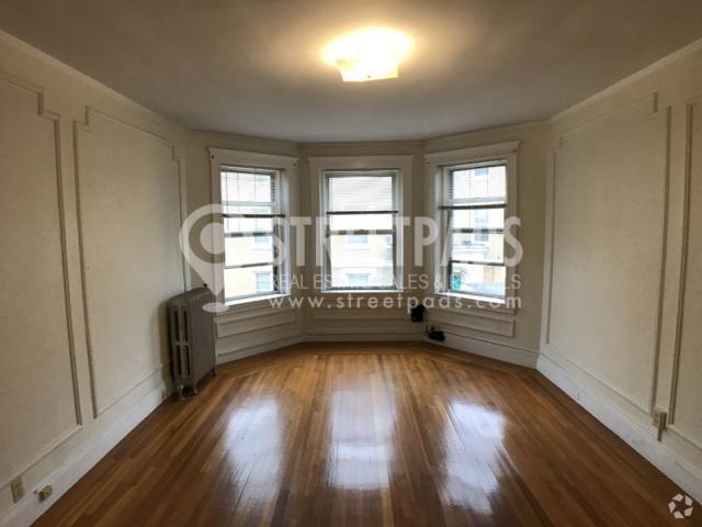 Building Photo - 1 bedroom in Malden MA 02148 Rental