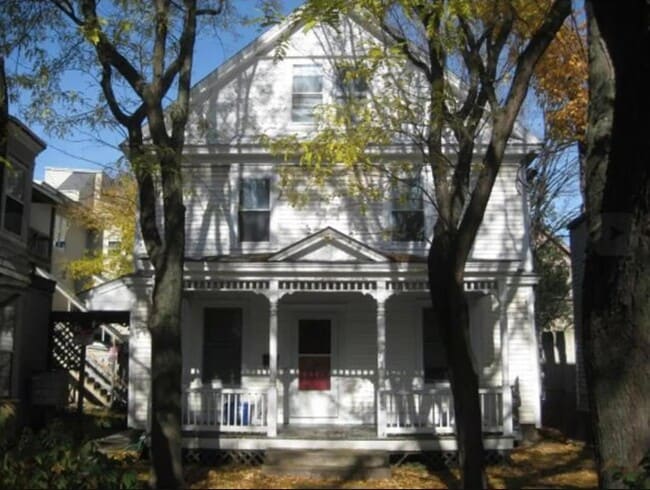 Photo - 200 Pearl St