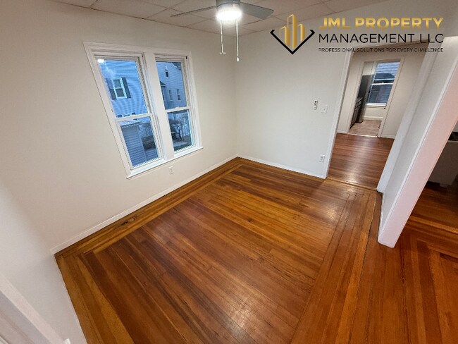 Photo - 28 McClure Pl Unidad 1