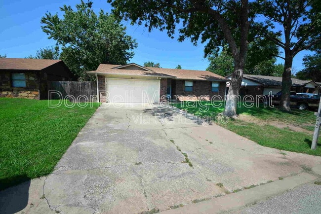 Building Photo - 673 E 134th St Rental