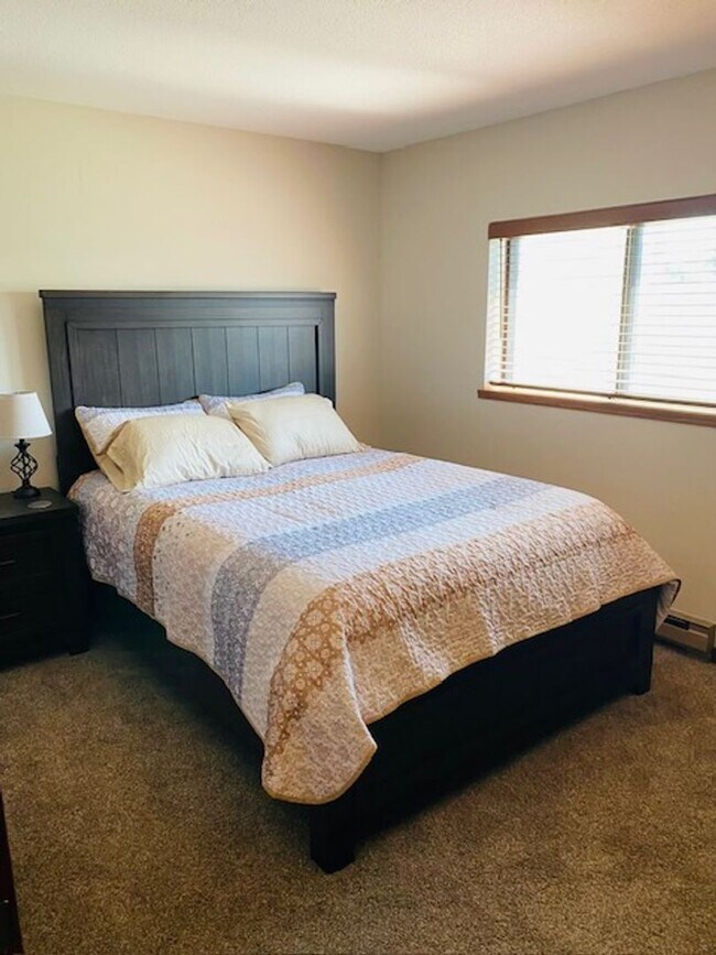 284 Talisman Dr Unit 5