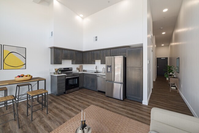 Photo - 443 Kane Creek Blvd