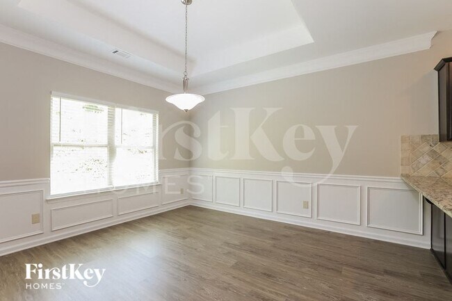 Photo - 566 Massey Ct