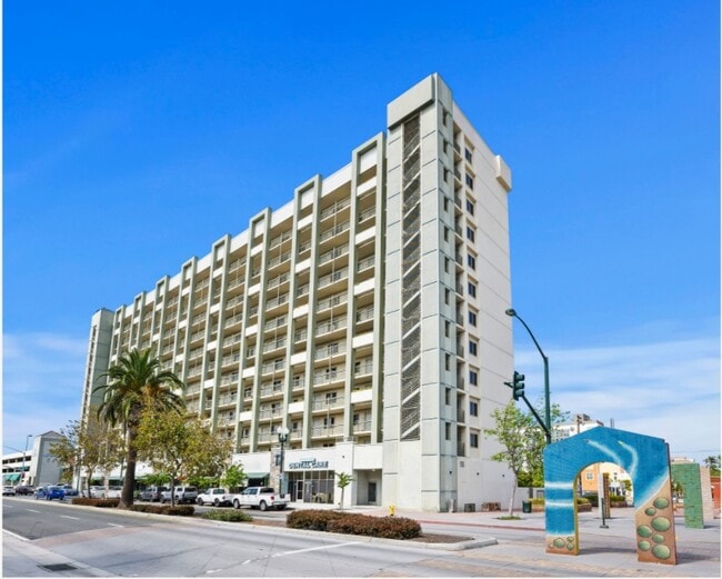 Photo - Bayview Tower Condominiums