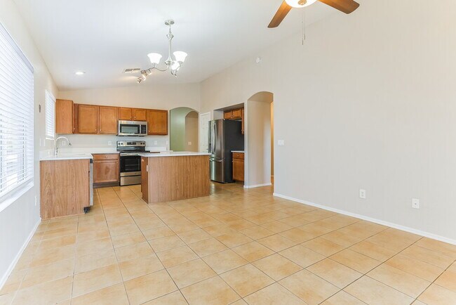 Photo - 1465 E Rolls Rd