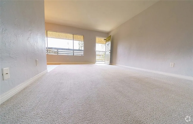 Building Photo - WELL MAINTAINED CONDO AT CREEKSIDE VILLAGE! Unit 407