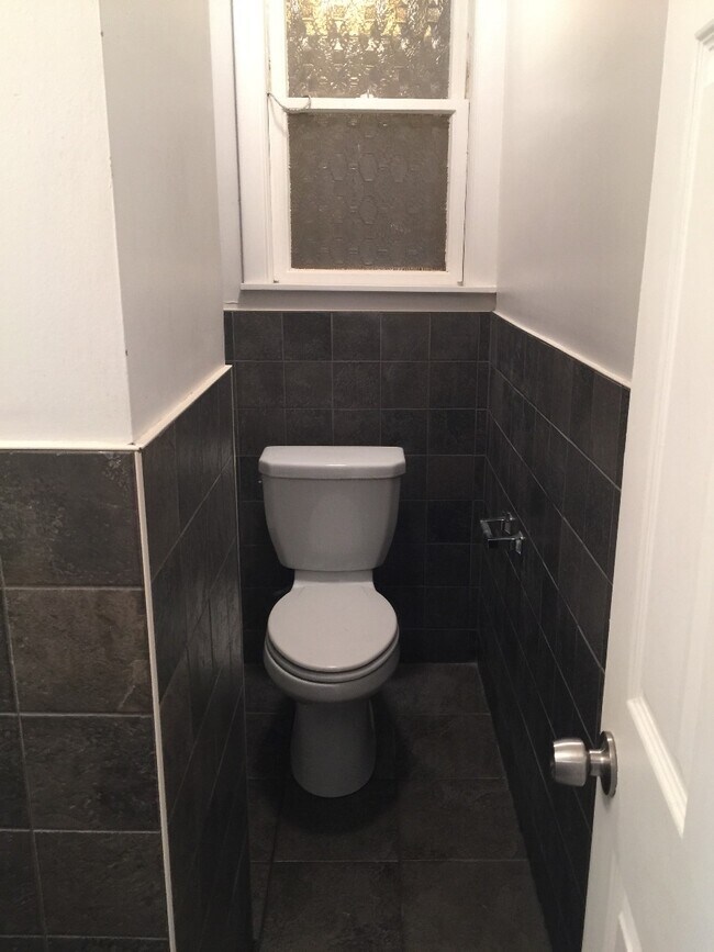 Photo - 289 Chelsea St Unit 2