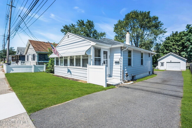 198 Newman Springs Rd
