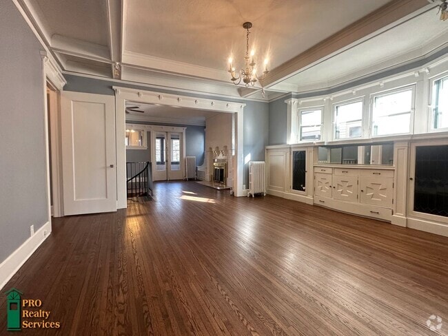 Building Photo - Gorgeous 3 Bedroom Main Level Duplex Unit Rental