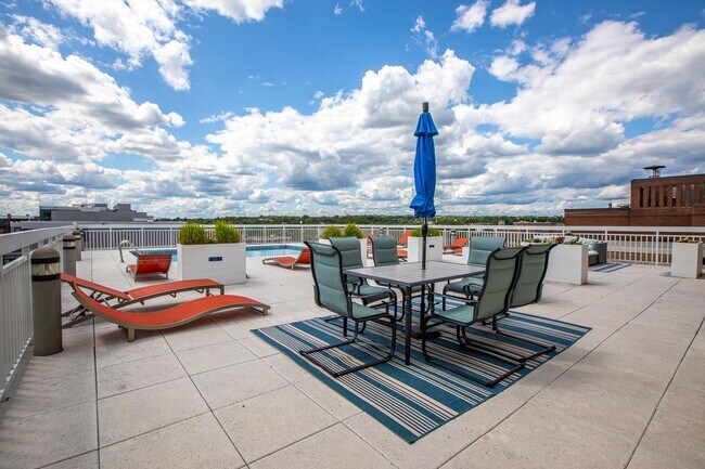 Photo - Beautiful 2 BR/1 BA Condo in Dupont Circle!