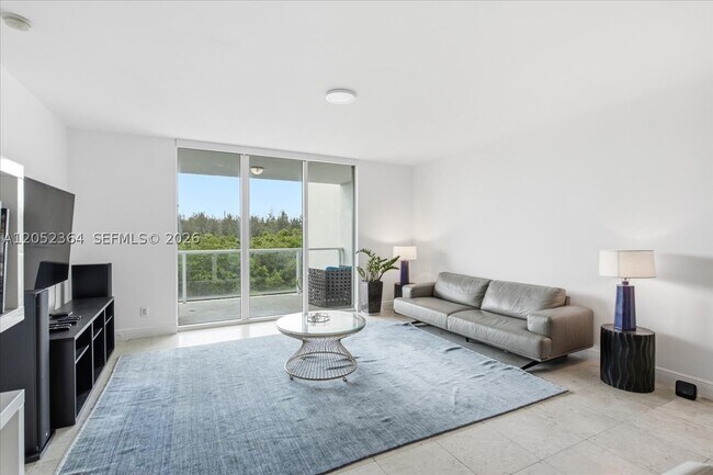 14951 Royal Oaks Ln Unit 402