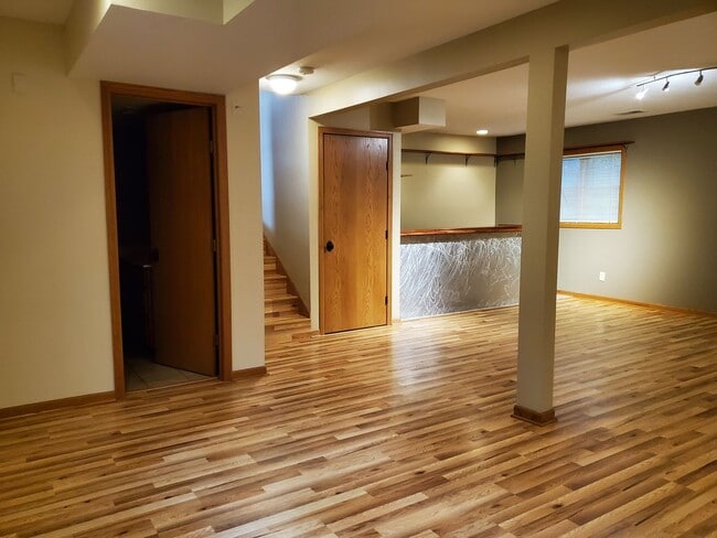 Photo - Elliot Park Minneapolis, Stand Alone House, Updated and Eco-friendly