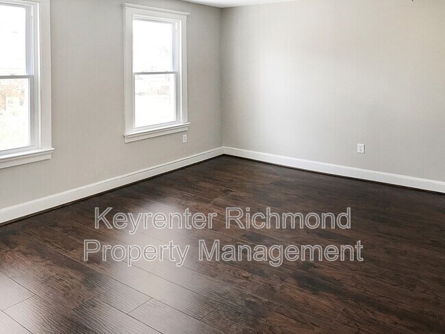 Photo - 404 W 27th St Unit B