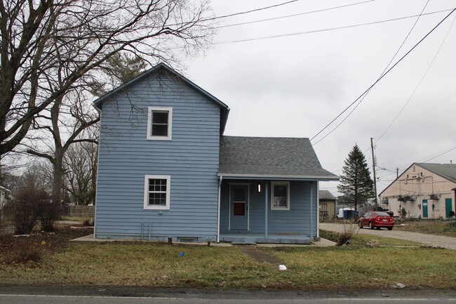 Building Photo - 9387 Mink St SW