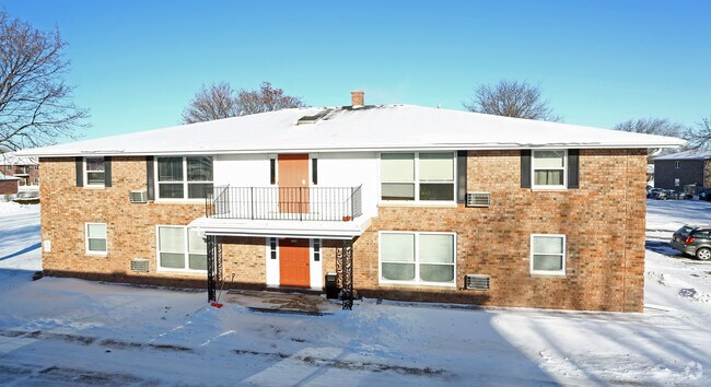 733 - 743 Chapel View Rd - 733 - 743 Chapel View Rd Apartments