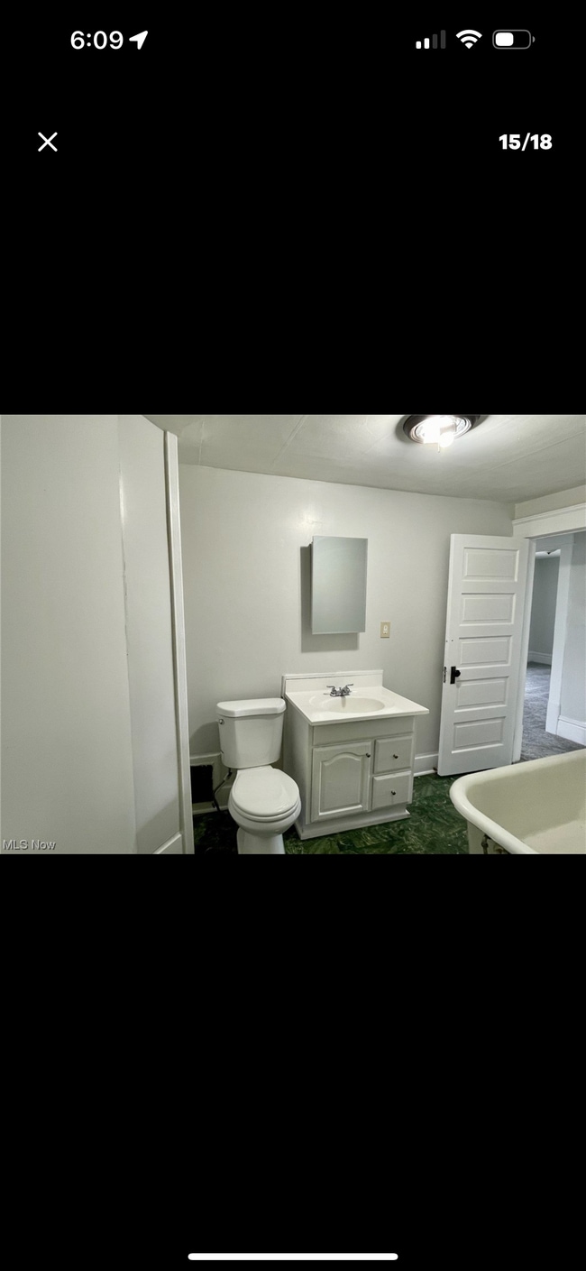 Photo - 1200 Girard St