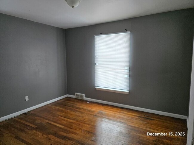 Photo - 18582 Edinborough Rd