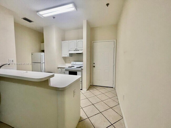 Photo - 2734 Bird Ave Unit 107