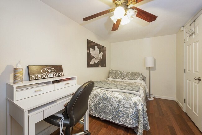 Photo - 270 Beacon St Unidad A