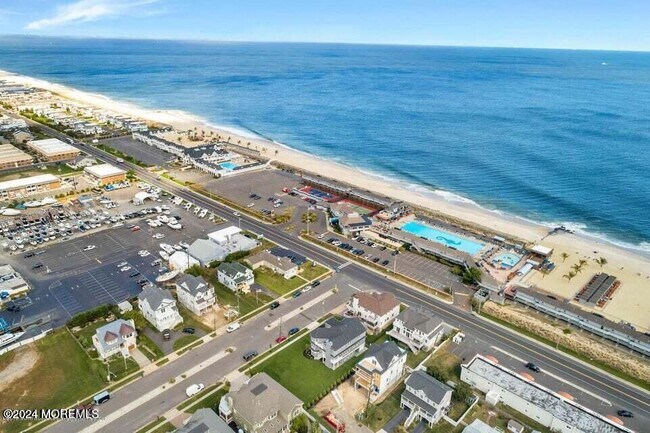 Photo - 1382 Ocean Ave Unit 17A