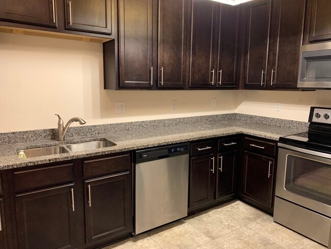 Photo - 200 Larkin Place Unit 102