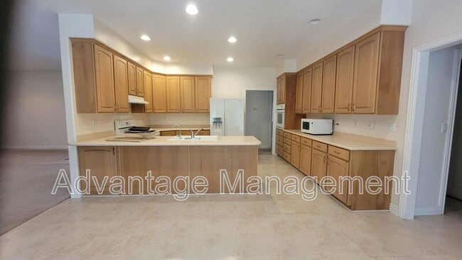 Photo - 5969 W 6800 N